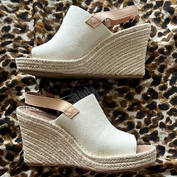 Brand New TOMS Natural Oxford Leather Neutral Espadrille Wedge Slingback Sandals - Picture 5 of 14
